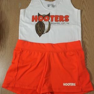 B71 #2 Sexy Hooters Girl Worn Uniform Tank/Shorts From Atlantic City NJ Small